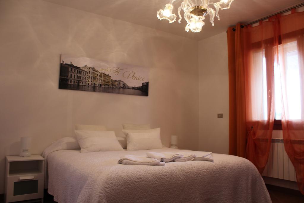 テッセラ B ＆ B エアポート ヴェニス ディエゴ 2 Bed & Breakfast 部屋 写真